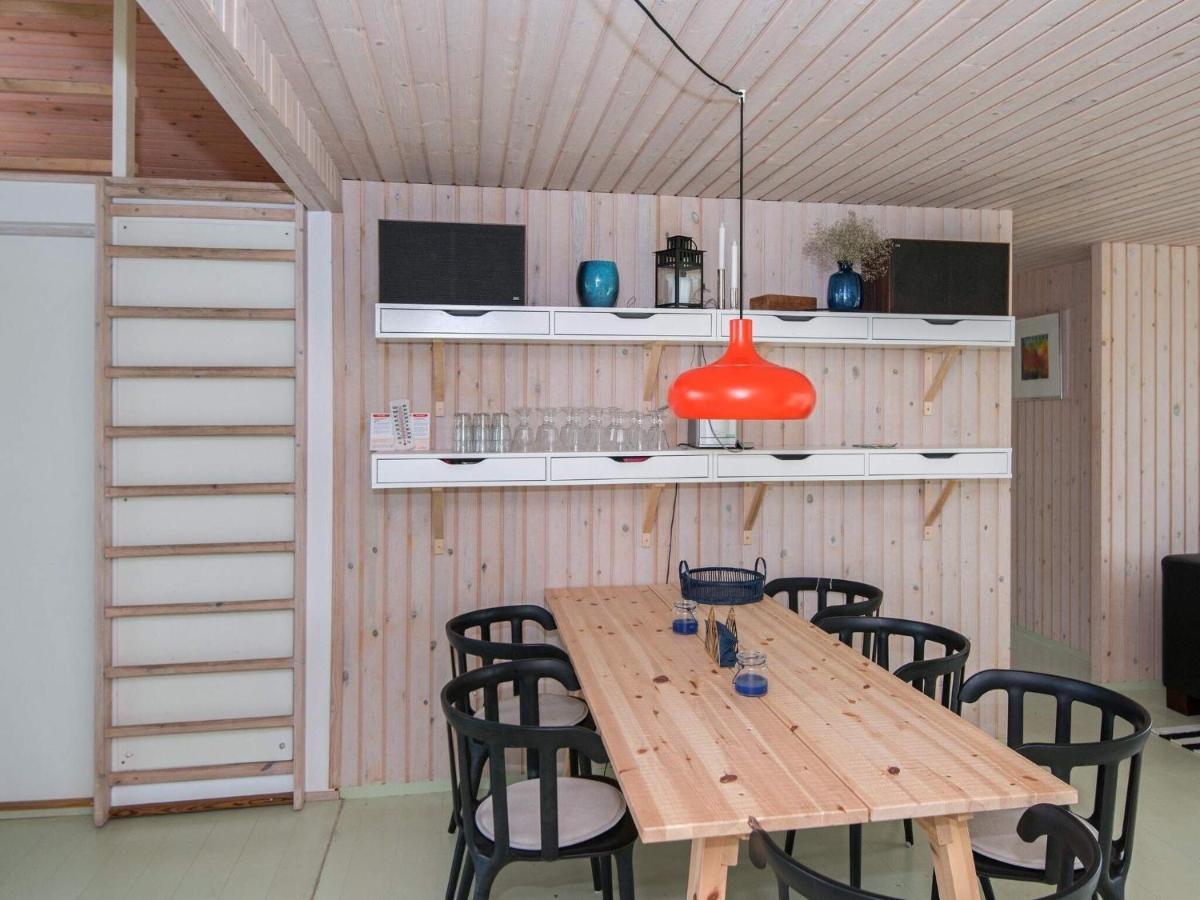 8 Person Holiday Home In Ebeltoft Exterior photo