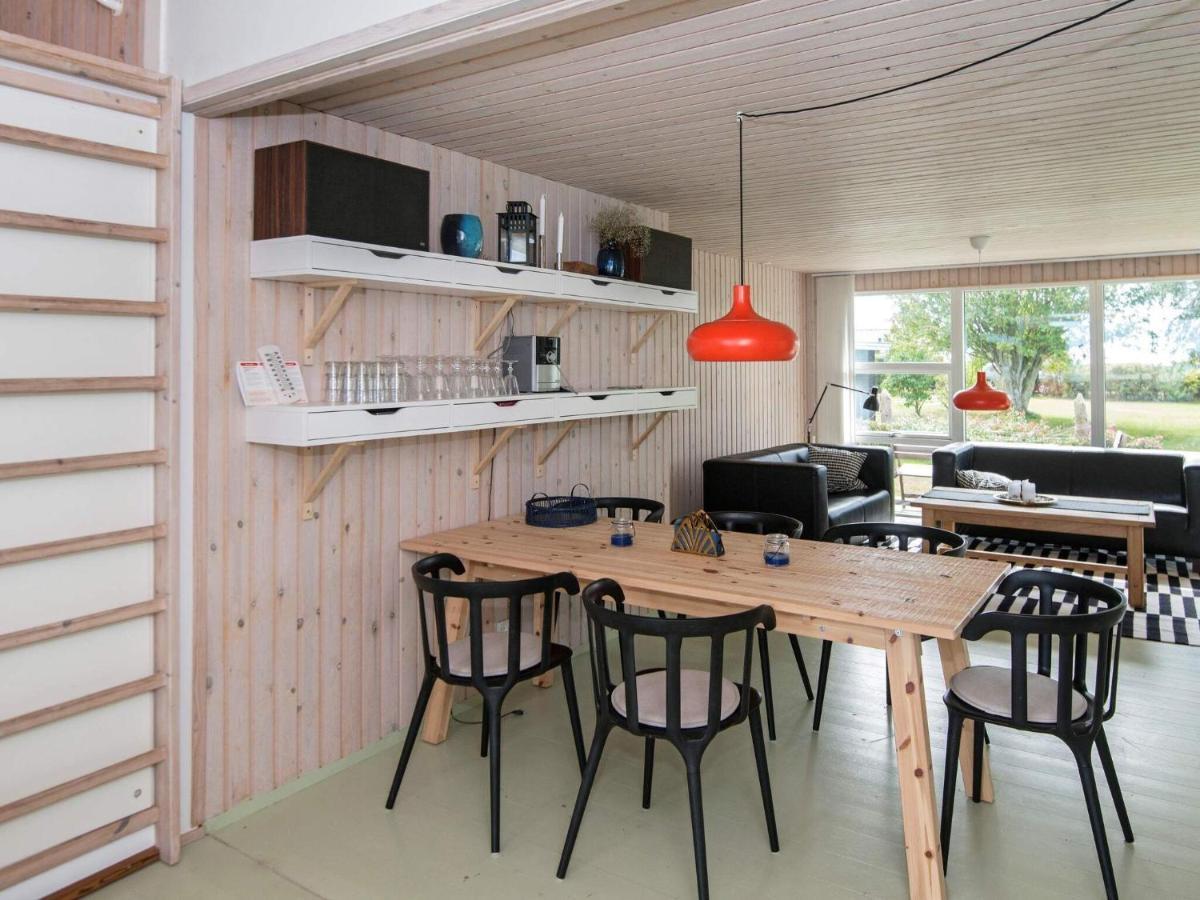 8 Person Holiday Home In Ebeltoft Exterior photo