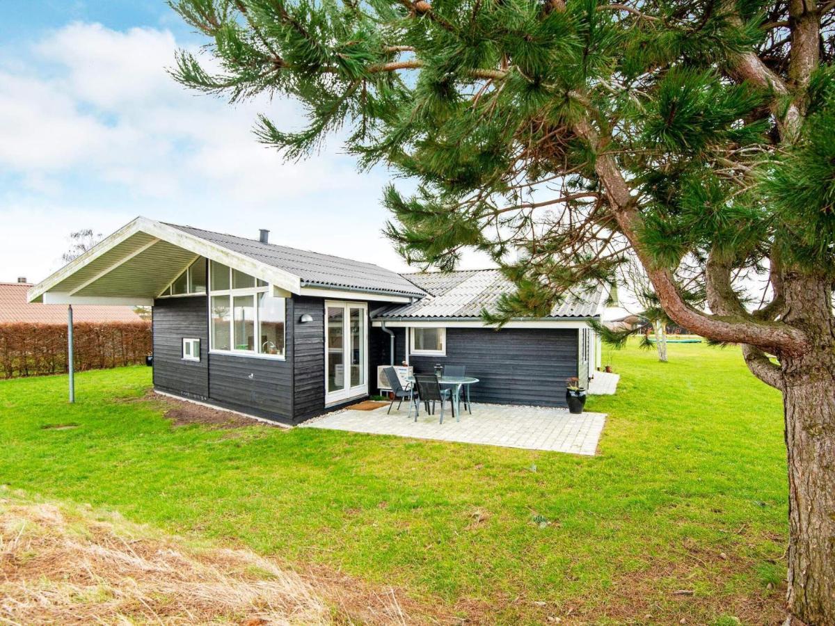 8 Person Holiday Home In Ebeltoft Exterior photo